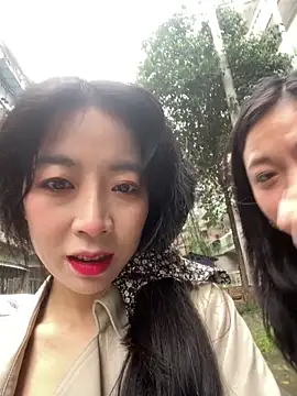 Snapshot of yourkeer chatting on October 31, 8:48 am yourkeer online show from October 31, 8:48 am