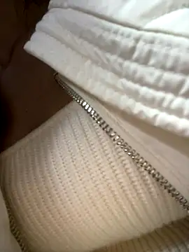 Snapshot of yourkeer chatting on November 11, 2:39 pm yourkeer online show from November 11, 2:39 pm