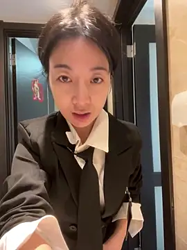 Snapshot of yourkeer chatting on November 21, 5:17 am yourkeer online show from November 21, 5:17 am