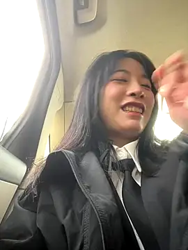 Snapshot of yourkeer chatting on November 22, 6:23 am yourkeer online show from November 22, 6:23 am