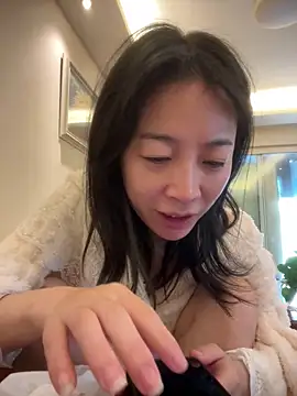 Snapshot of yourkeer chatting on November 24, 6:24 am yourkeer online show from November 24, 6:24 am