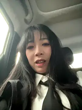 Snapshot of yourkeer chatting on December 20, 8:43 am yourkeer online show from December 20, 8:43 am