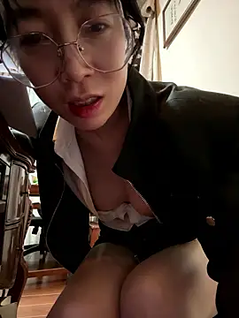 Snapshot of yourkeer chatting on January 7, 8:00 pm yourkeer online show from January 7, 8:00 pm