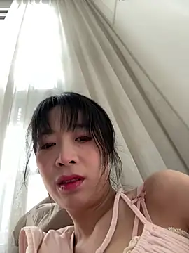 Snapshot of yourkeer chatting on January 11, 8:41 am yourkeer online show from January 11, 8:41 am