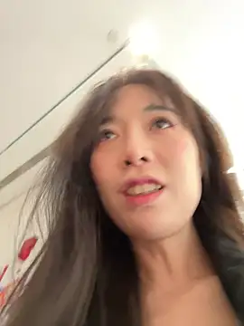 Snapshot of yourkeer chatting on February 4, 5:24 am yourkeer online show from February 4, 5:24 am