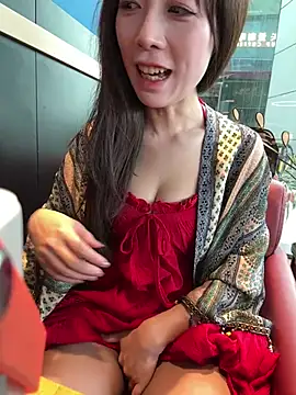 Snapshot of yourkeer chatting on March 10, 7:02 am yourkeer online show from March 10, 7:02 am