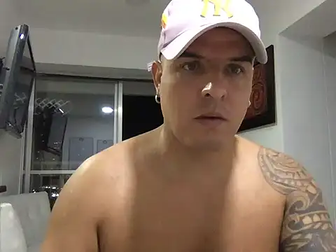 Snapshot of paisaexotico chatting on October 2, 11:34 pm paisaexotico online show from October 2, 11:34 pm