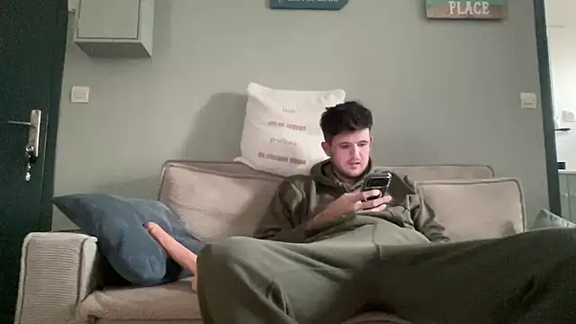 VersaGoo online show from January 9, 3:04 pm