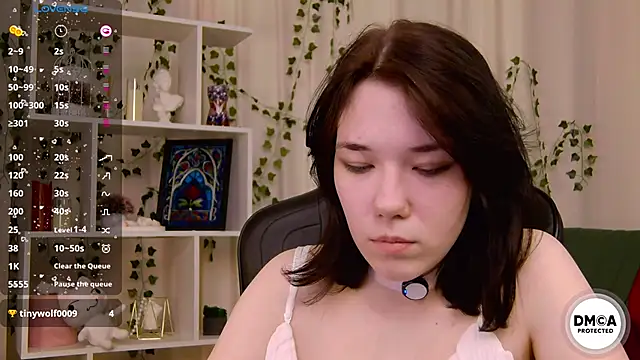 Snapshot of Kelly_foox chatting on February 8, 11:46 am Kelly foox online show from February 8, 11:46 am