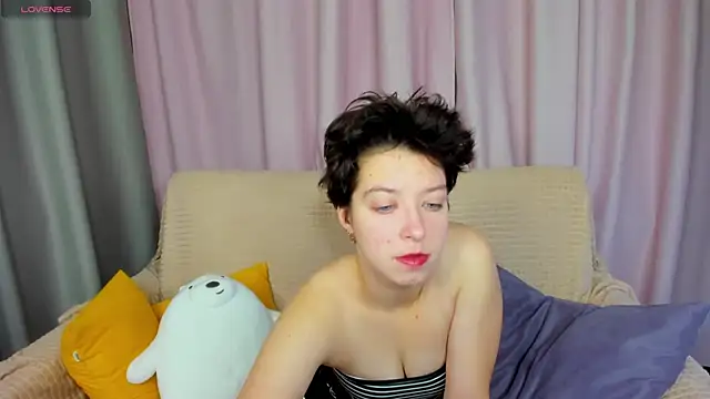 Sara Frayer online show from November 12, 1:17 am