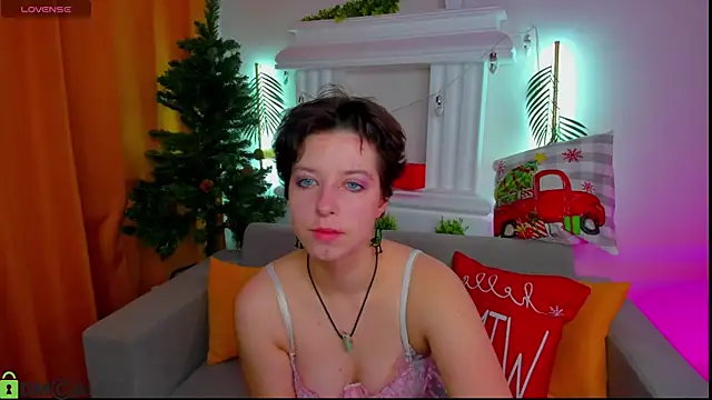 Sara Frayer online show from December 5, 1:03 am