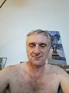 Snapshot of Vintermelon2 chatting on October 16, 7:48 pm Vintermelon2 online show from October 16, 7:48 pm