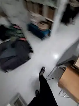 Snapshot of Vintermelon2 chatting on January 14, 7:58 am Vintermelon2 online show from January 14, 7:58 am