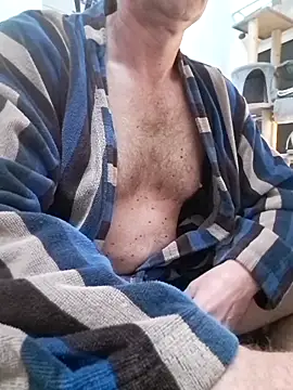 Snapshot of Vintermelon2 chatting on March 4, 5:57 am Vintermelon2 online show from March 4, 5:57 am