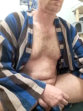 Snapshot of Vintermelon2 chatting on March 17, 7:23 am Vintermelon2 online show from March 17, 7:23 am