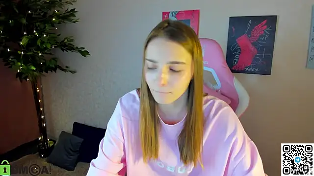 L1na Reeds online show from December 15, 1:10 am