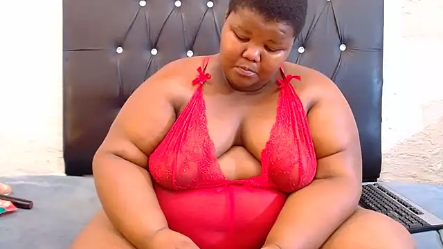 Snapshot of LadyBear2002 chatting on March 25, 4:02 pm LadyBear2002 online show from March 25, 4:02 pm