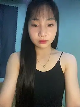 Snapshot of banlinh004 chatting on July 3, 3:51 pm banlinh004 online show from July 3, 3:51 pm