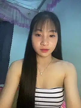 Snapshot of banlinh004 chatting on July 21, 2:41 pm banlinh004 online show from July 21, 2:41 pm
