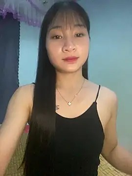 Snapshot of banlinh004 chatting on July 22, 1:36 pm banlinh004 online show from July 22, 1:36 pm