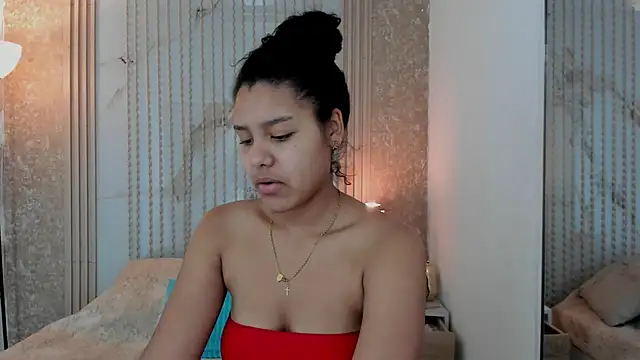 AriaVega online show from May 17, 1:18 pm