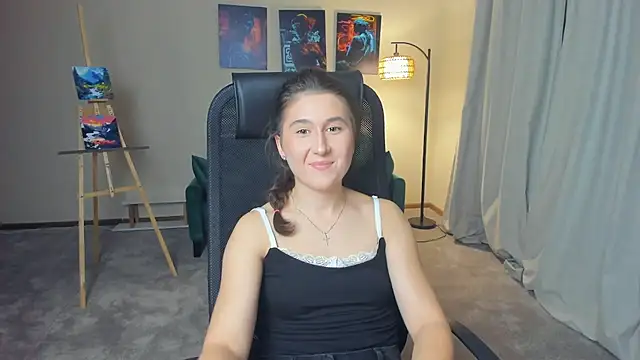 Snapshot of VitaAshe chatting on October 5, 3:21 pm VitaAshe online show from October 5, 3:21 pm