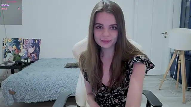 Snapshot of xAlisontiny chatting on February 15, 10:39 pm xAlisontiny online show from February 15, 10:39 pm