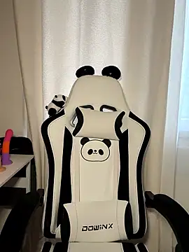 bebecita x online show from January 8, 3:03 pm