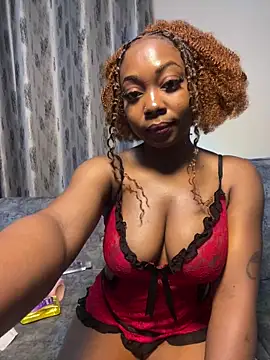 cocoluvx online show from February 4, 2:39 am