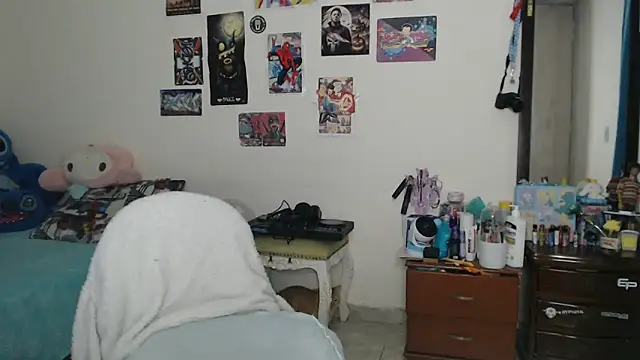 caramel doll   online show from February 18, 1:01 am