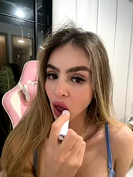 Lisa Belluci online show from October 21, 2:01 am