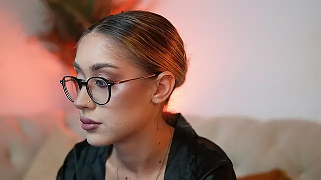 AileenKiss online show from October 22, 6:40 pm