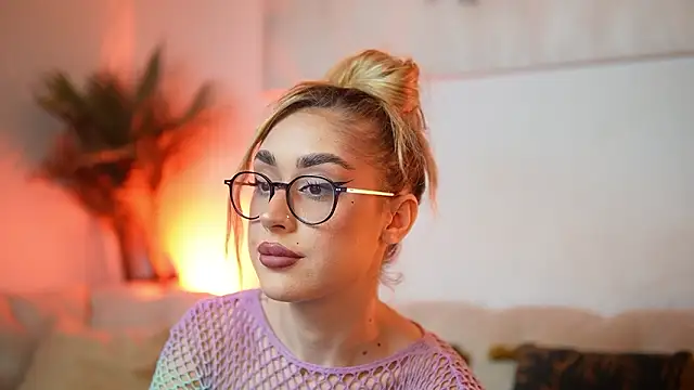 AileenKiss online show from February 3, 10:26 pm