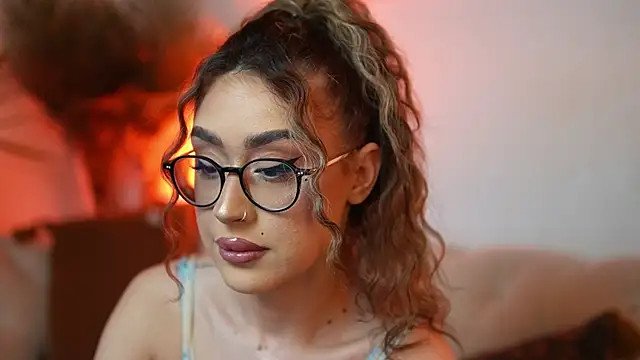 AileenKiss online show from May 1, 8:24 pm