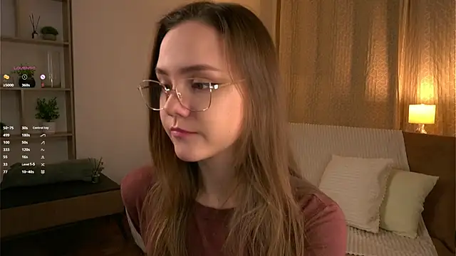 SweetSaraPie online show from February 22, 5:55 pm