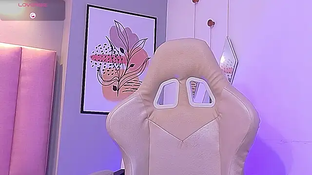 CamilaLevy online show from October 29, 12:29 pm