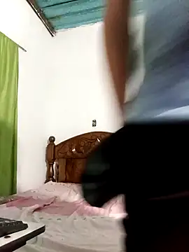 Snapshot of Luisneljc chatting on February 2, 3:55 pm Luisneljc online show from February 2, 3:55 pm