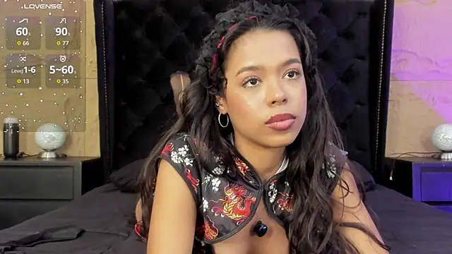 Snapshot of naomi_hill1 chatting on March 4, 2:45 pm naomi hill1 online show from March 4, 2:45 pm