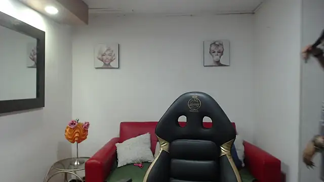 Snapshot of Andy_Eagleton_20_ chatting on June 3, 2:36 am Andy Eagleton 20 online show from June 3, 2:36 am