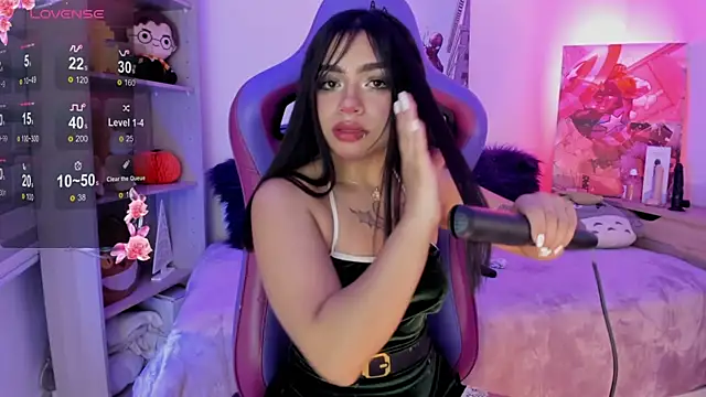 emma soffia online show from November 14, 11:24 pm