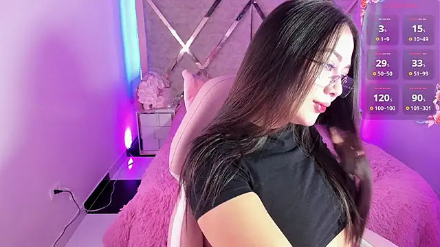 Snapshot of Amaranta_Hazel chatting on March 6, 3:19 pm Amaranta Hazel online show from March 6, 3:19 pm