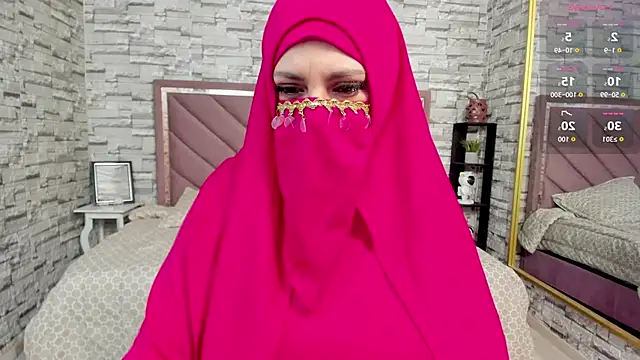 Snapshot of Aisha_Hadi chatting on October 6, 6:27 pm Aisha Hadi online show from October 6, 6:27 pm
