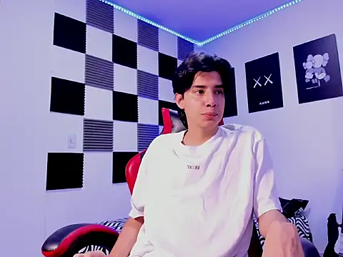 jeycobb online show from October 26, 11:38 am