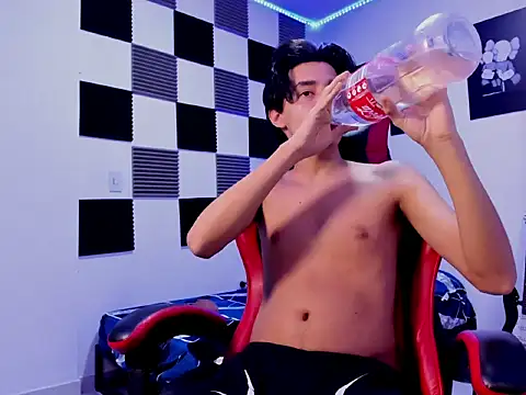 jeycobb online show from December 5, 11:30 am