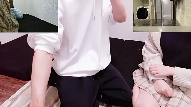 Snapshot of Mr_MatchApp_Jr chatting on October 25, 8:22 am Mr MatchApp Jr online show from October 25, 8:22 am