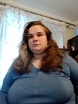 Snapshot of HarmonyKarera chatting on October 3, 11:18 am HarmonyKarera online show from October 3, 11:18 am