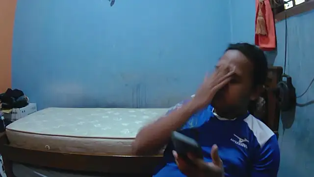 latexidn online show from February 3, 8:52 am