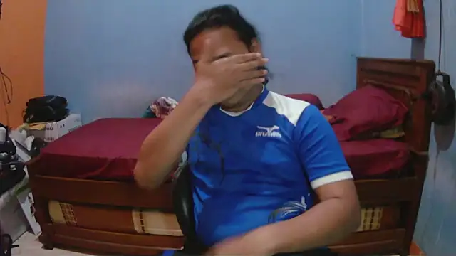 latexidn online show from February 17, 6:47 pm