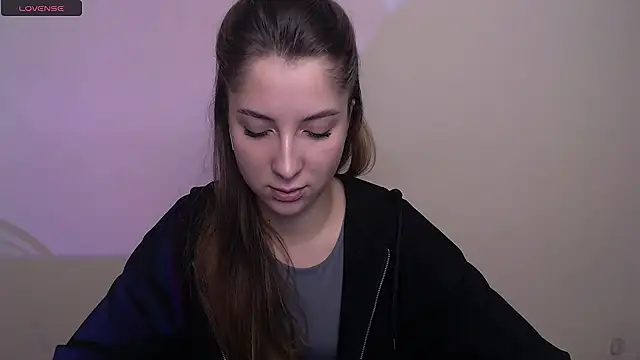 Snapshot of _OlivkaSexy chatting on October 3, 11:51 am OlivkaSexy online show from October 3, 11:51 am