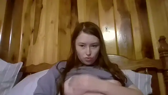 Snapshot of ElsieRain469 chatting on October 3, 7:55 pm ElsieRain469 online show from October 3, 7:55 pm